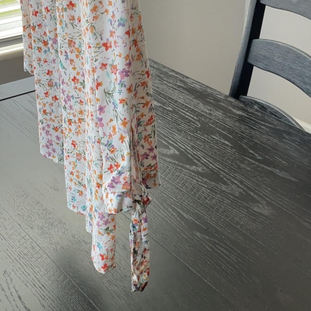 Rose & Thyme Floral Top - Picture 6 of 12